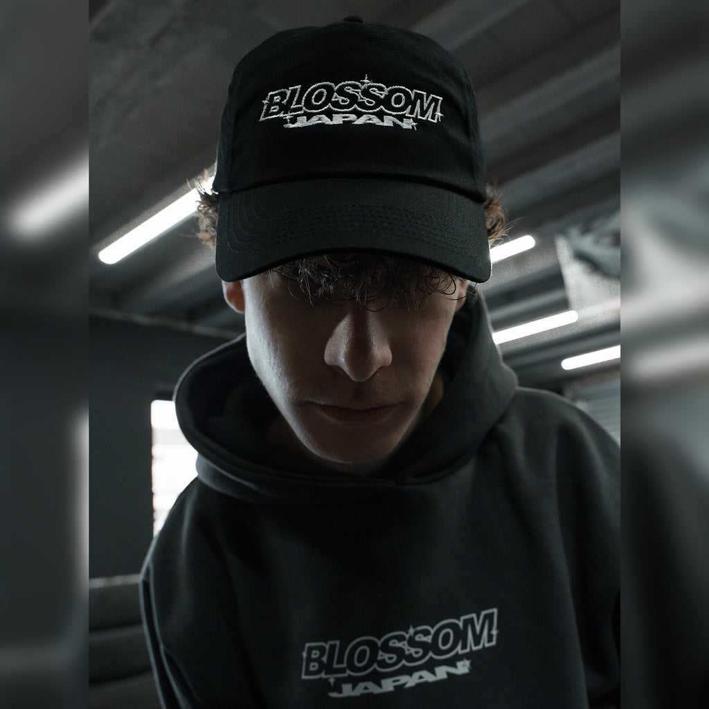 Retro Racer 'Blossom Japan' Cap - Black