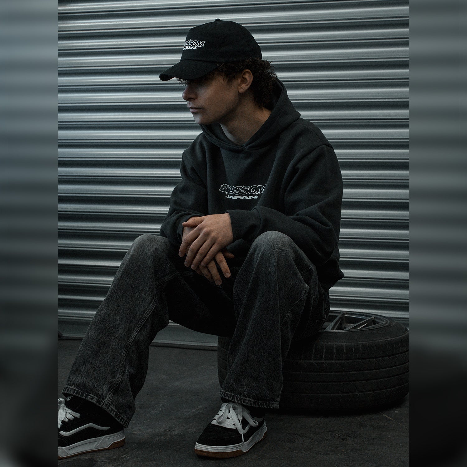 Retro Racer 'Blossom Japan' Cap - Black